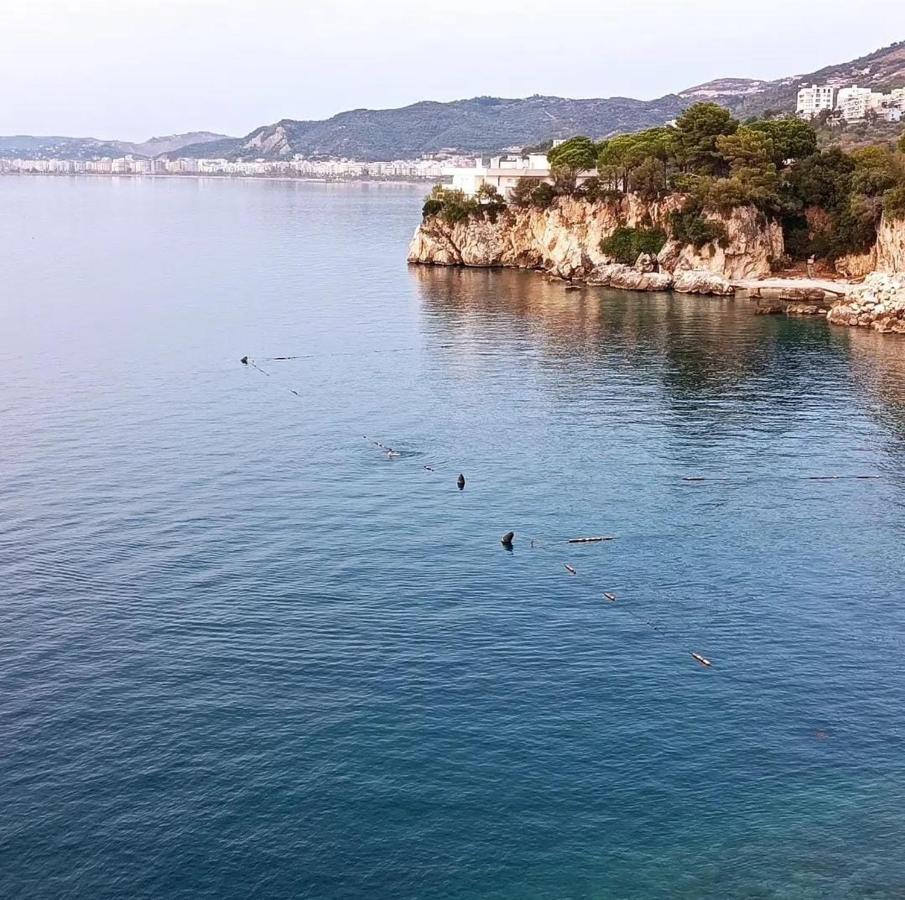 Villa Amos At Aquamarine Residence Vlorë エクステリア 写真