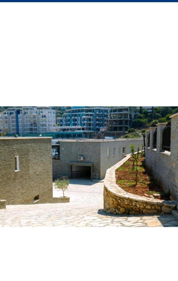 Villa Amos At Aquamarine Residence Vlorë エクステリア 写真