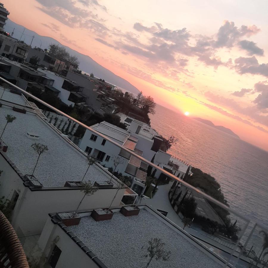 Villa Amos At Aquamarine Residence Vlorë エクステリア 写真