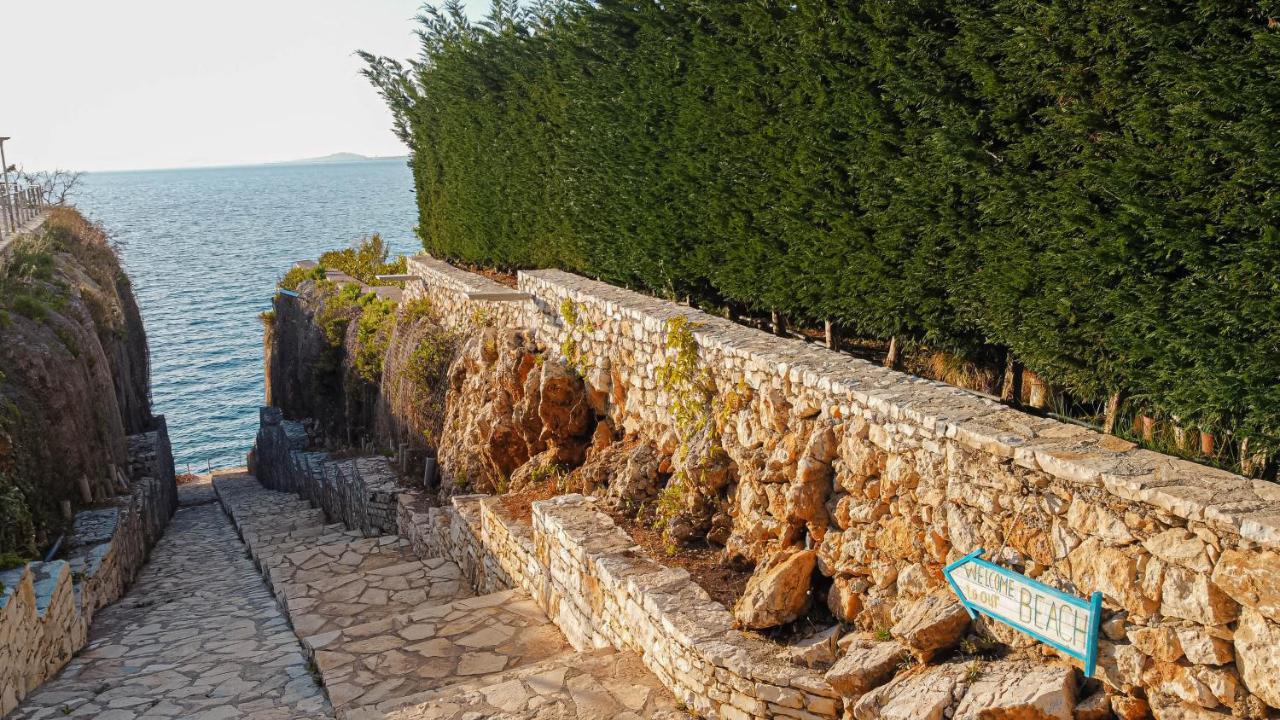 Villa Amos At Aquamarine Residence Vlorë エクステリア 写真