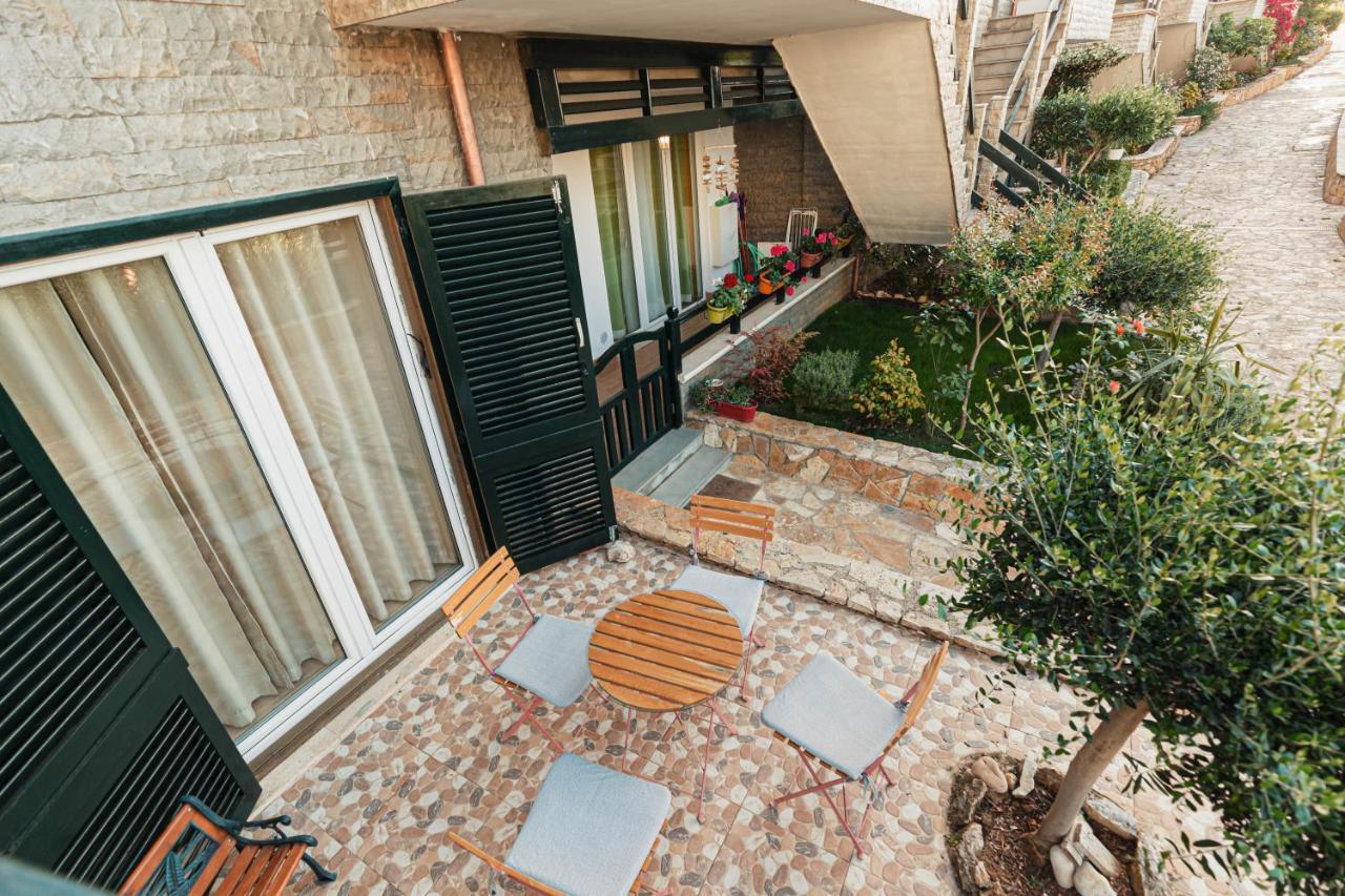 Villa Amos At Aquamarine Residence Vlorë エクステリア 写真