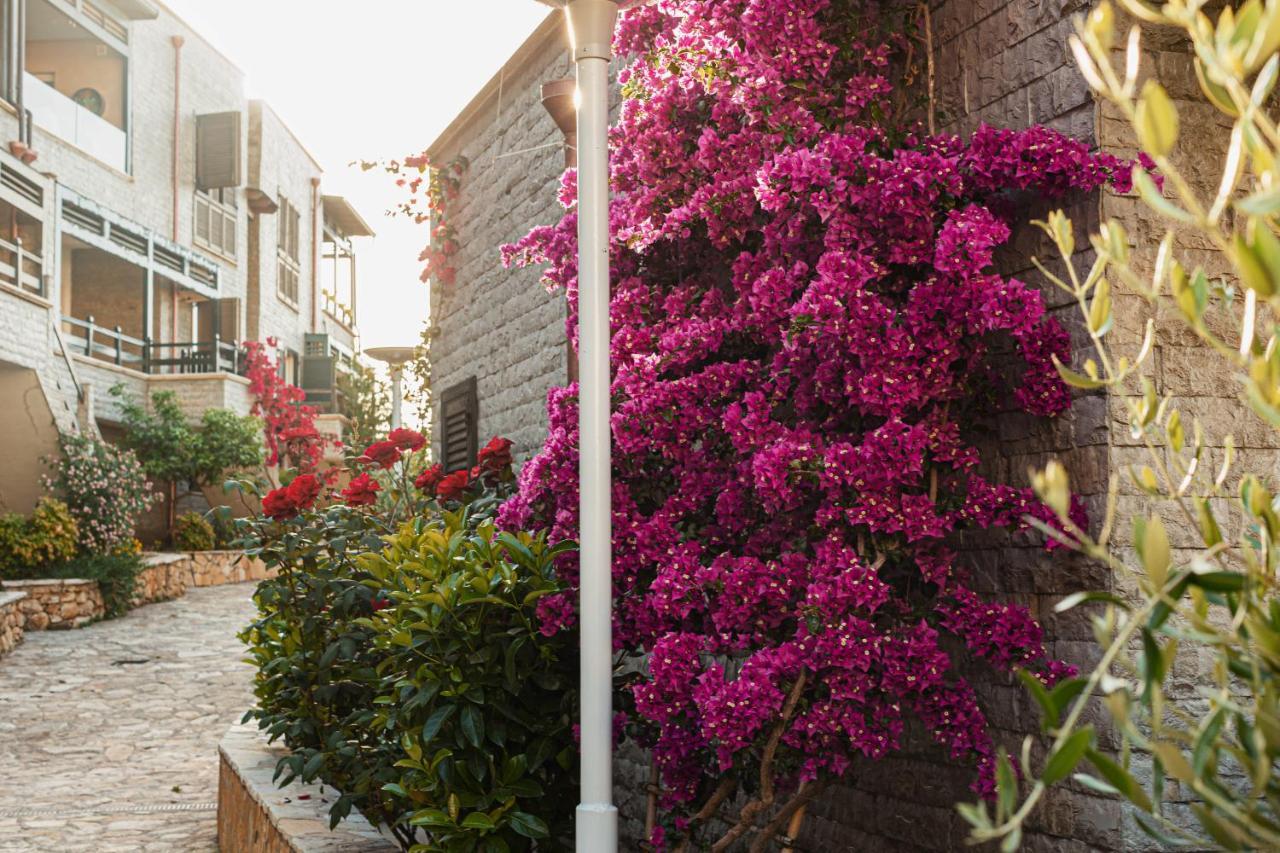 Villa Amos At Aquamarine Residence Vlorë エクステリア 写真